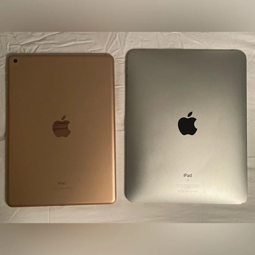 2 iPads